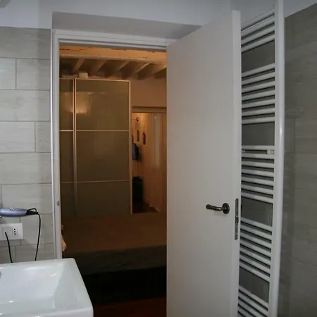 Apartment Garage36