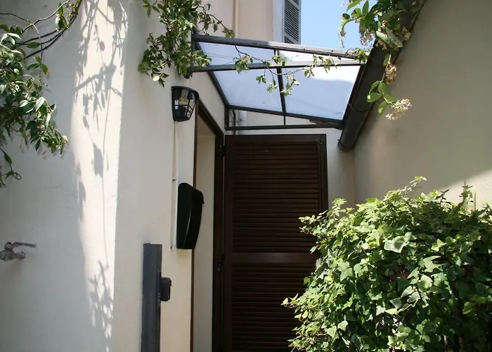 Garage36 Apartment *